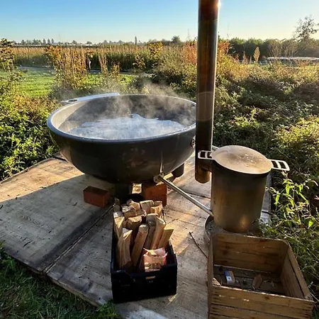 Voedselbos Koperwiek Luxury tent Hazerswoude-Dorp