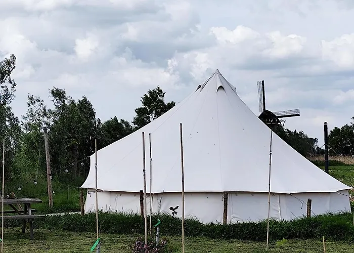 Luxury tent Voedselbos Koperwiek